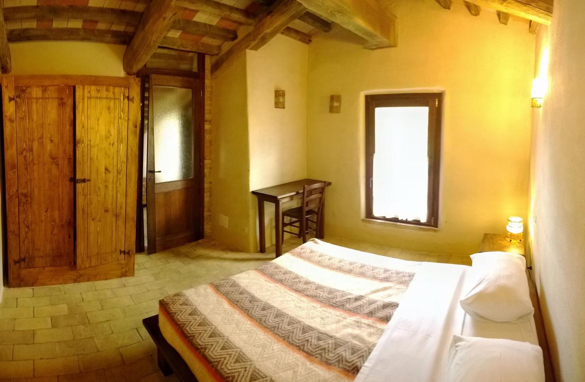 B&B Casale Di Poggioferro Scansano Bilik gambar