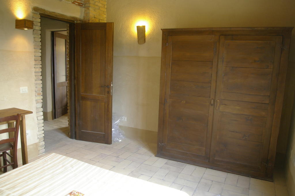 B&B Casale Di Poggioferro Scansano Bilik gambar